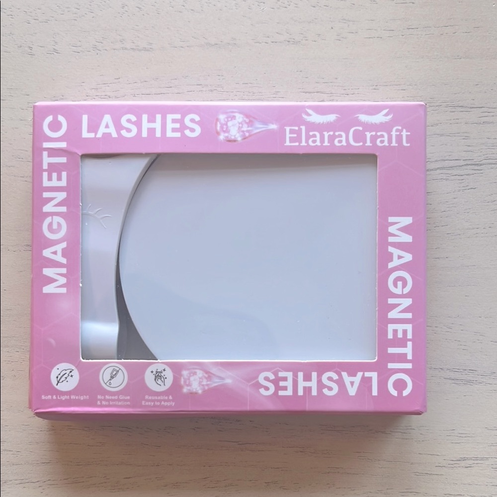 ElaraCraft Magnetic Lashes - New! Never used!
